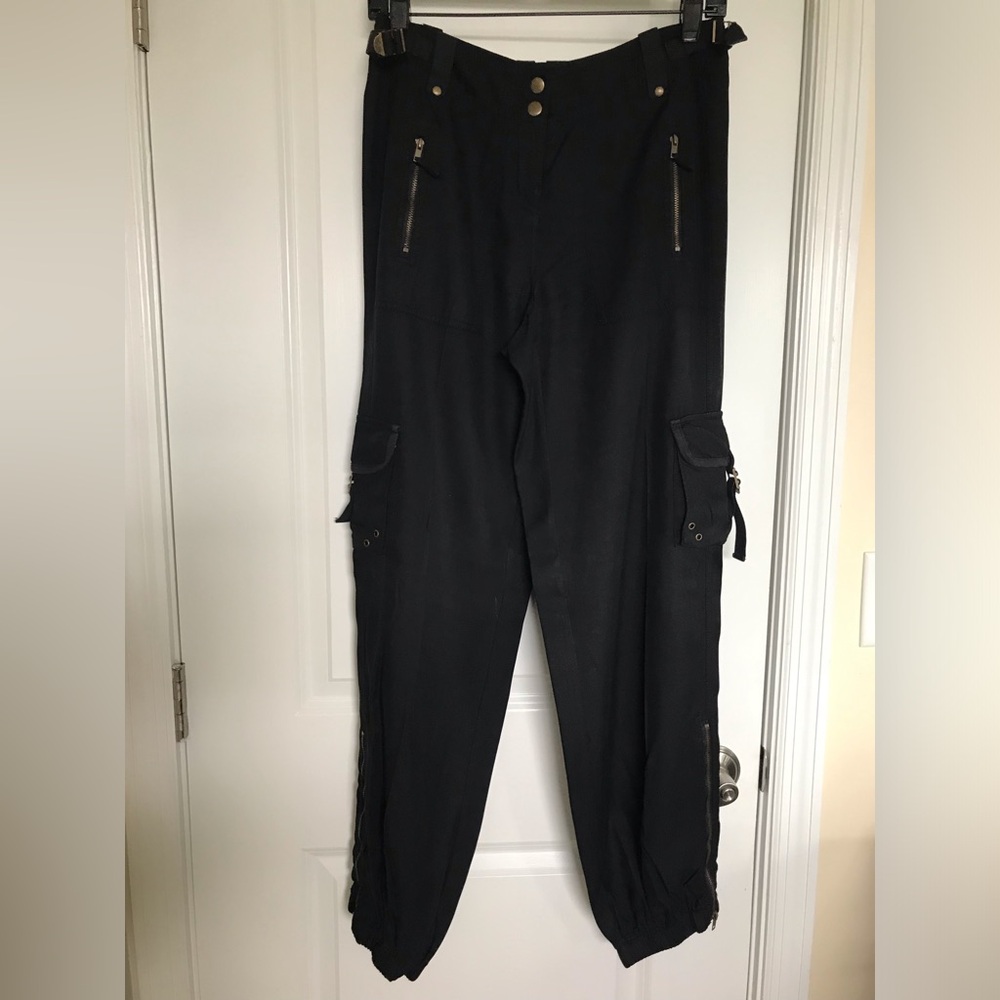 I.N.C. INTERNATIONAL CONCEPTS Black Cargo Pants! Size 2 100% SILK